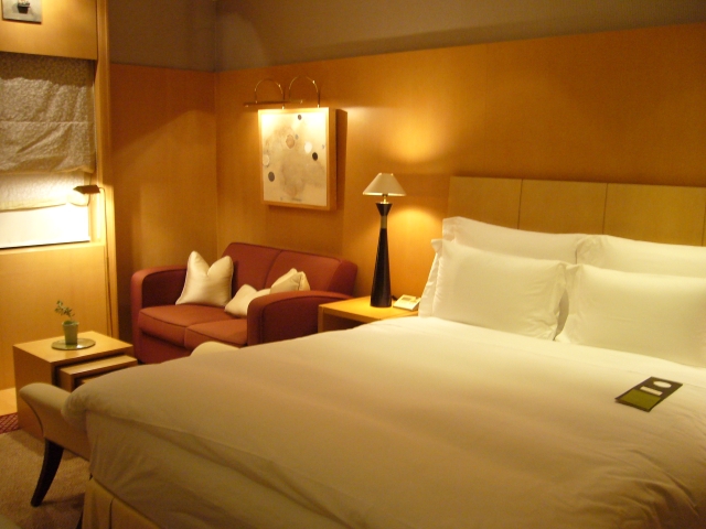 ホテルの枕って多い？2つ以上ある本当の理由 | かいみん-快眠の方法と寝具